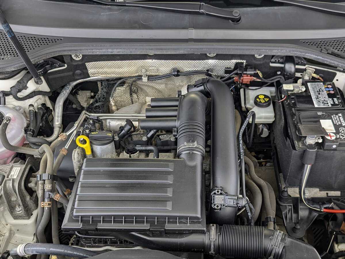 Купить Volkswagen Passat с пробегом. Фото: #8