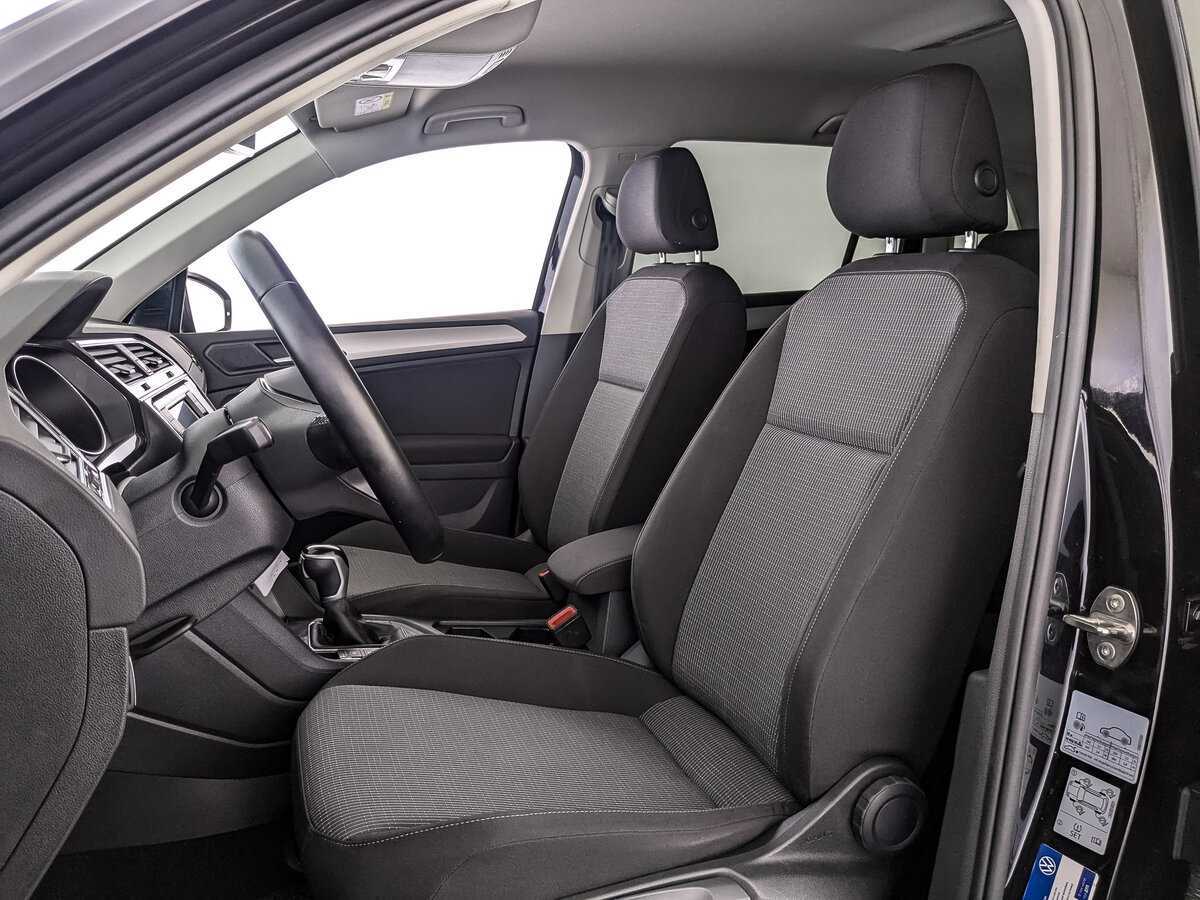 Купить Volkswagen Tiguan с пробегом. Фото: #19