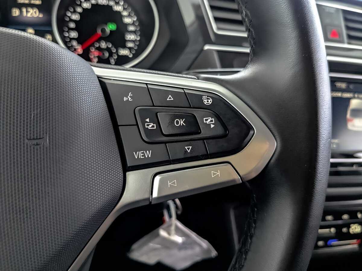 Купить Volkswagen Tiguan с пробегом. Фото: #27