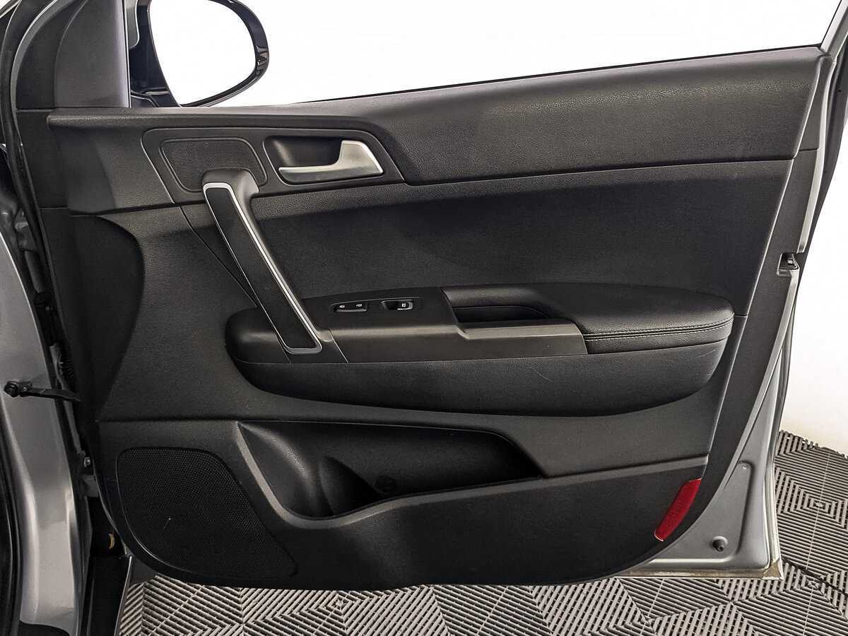 Купить Kia Sportage с пробегом. Фото: #22