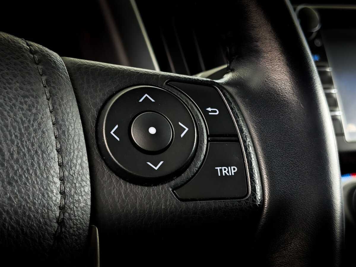 Купить Toyota RAV4 с пробегом. Фото: #27