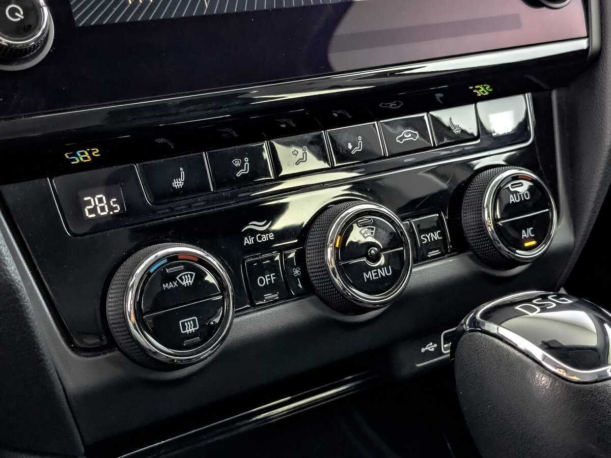 Купить Skoda Octavia с пробегом. Фото: #22