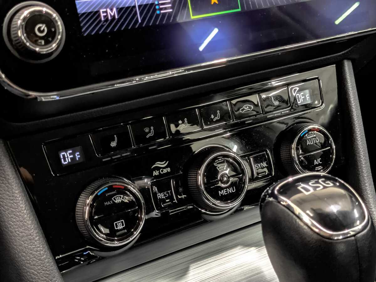 Купить Skoda Superb с пробегом. Фото: #21