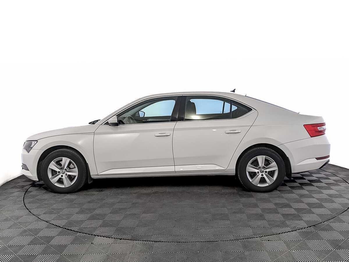 Купить Skoda Superb с пробегом. Фото: #7