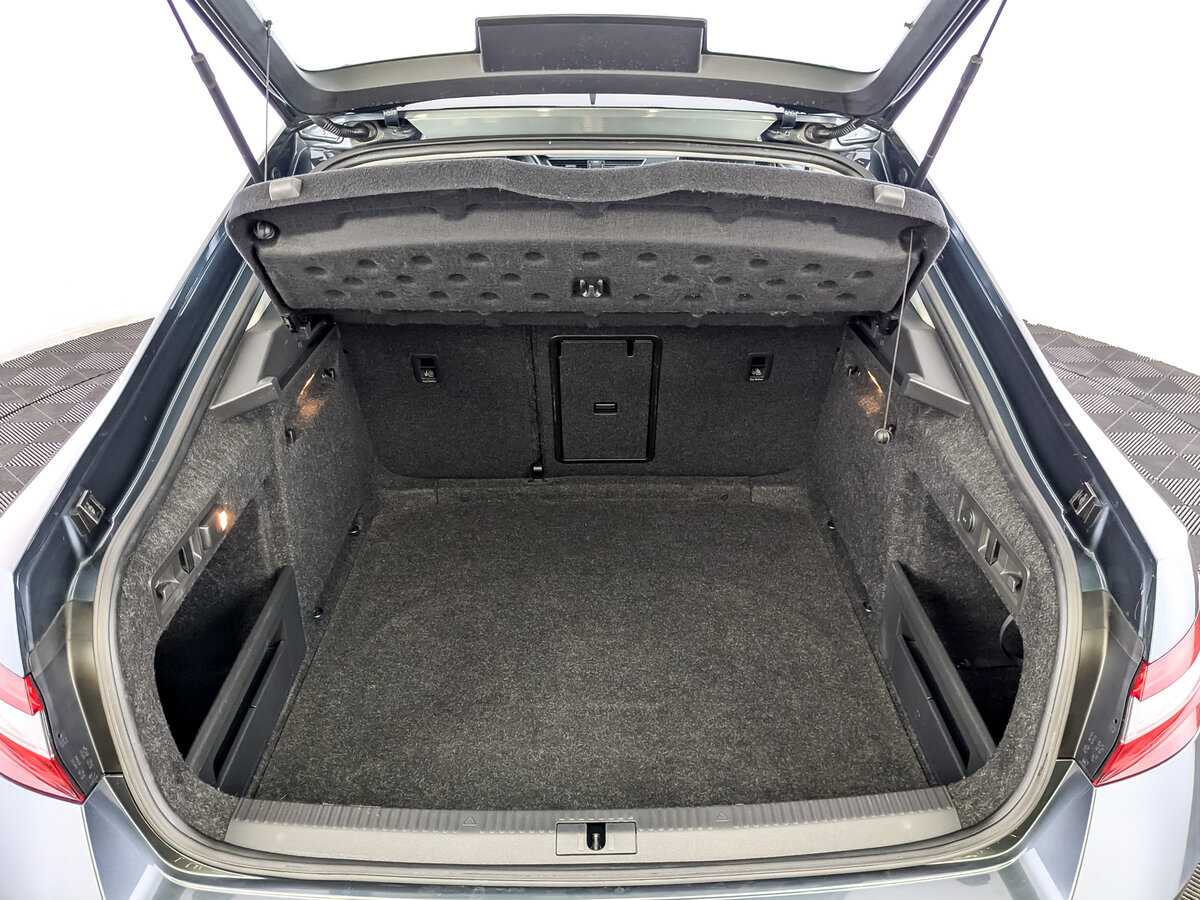 Купить Skoda Superb с пробегом. Фото: #9
