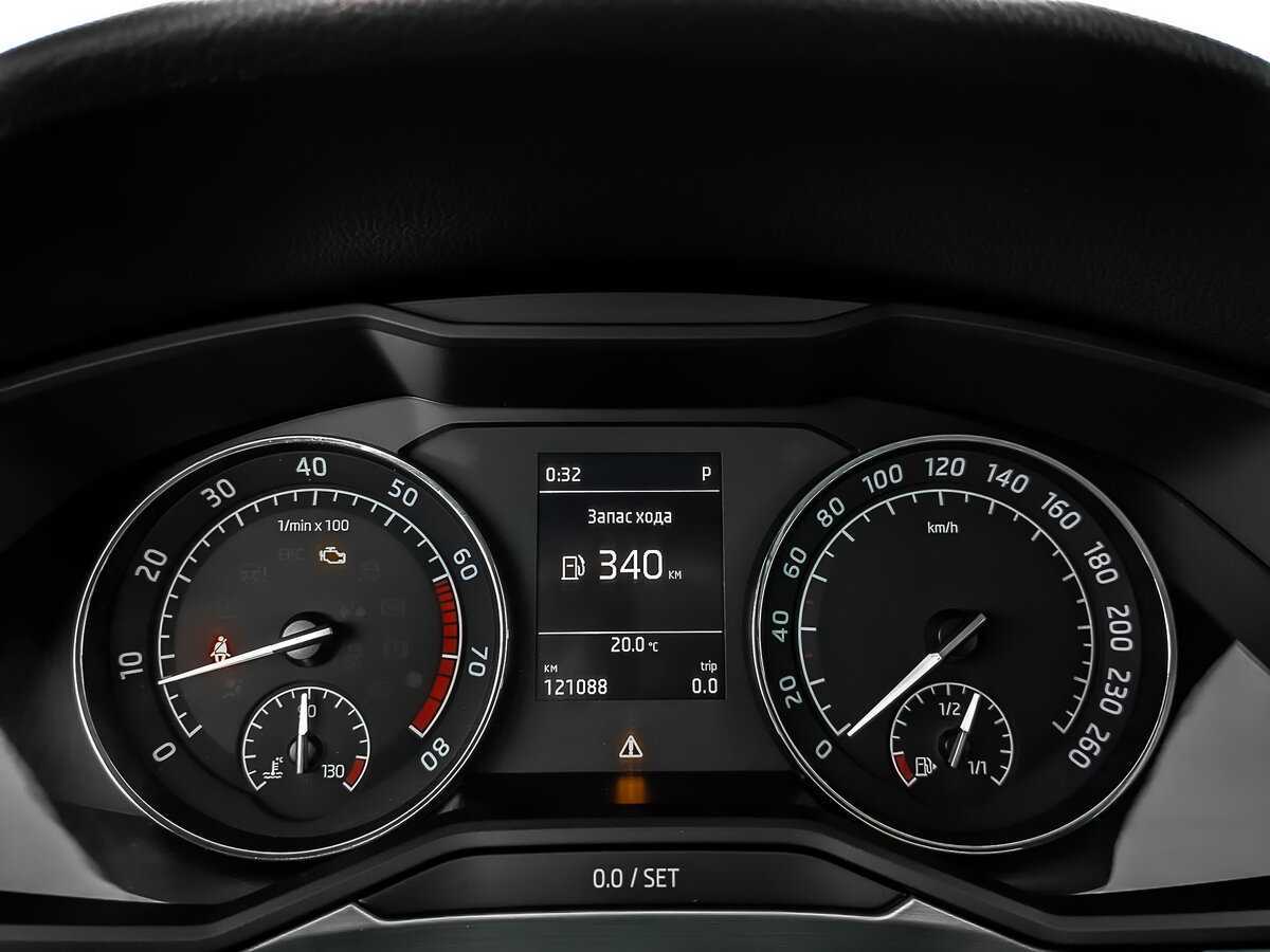 Купить Skoda Superb с пробегом. Фото: #14