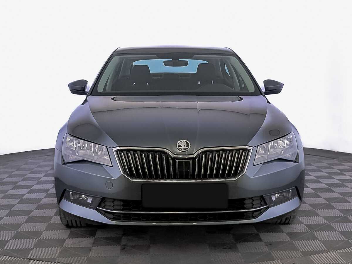 Купить Skoda Superb с пробегом. Фото: #1