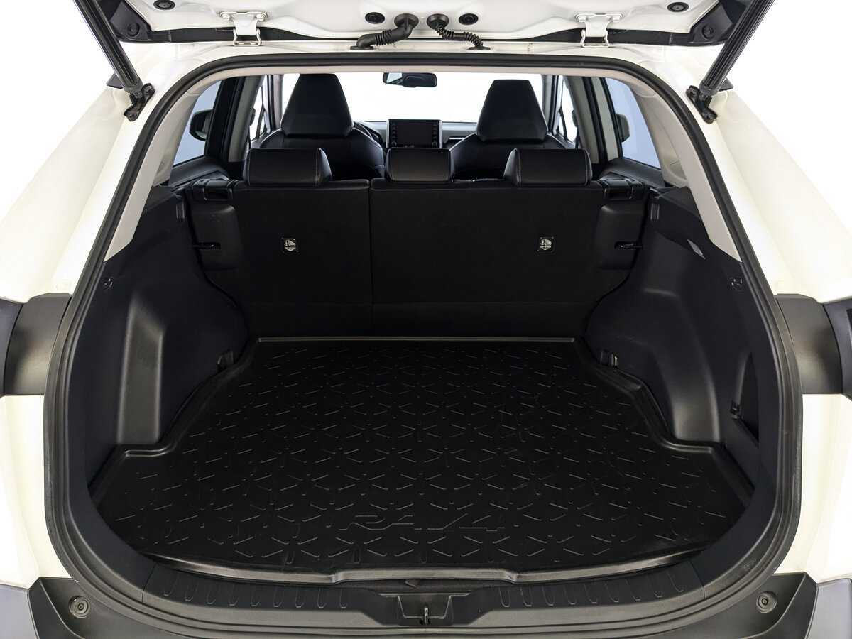 Купить Toyota RAV4 с пробегом. Фото: #9