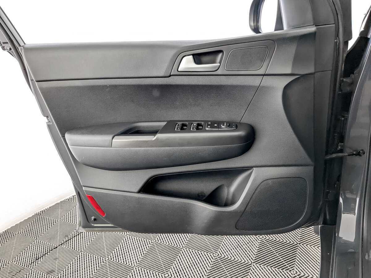 Купить Kia Sportage с пробегом. Фото: #16
