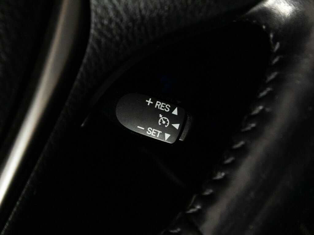 Купить Toyota RAV4 с пробегом. Фото: #21