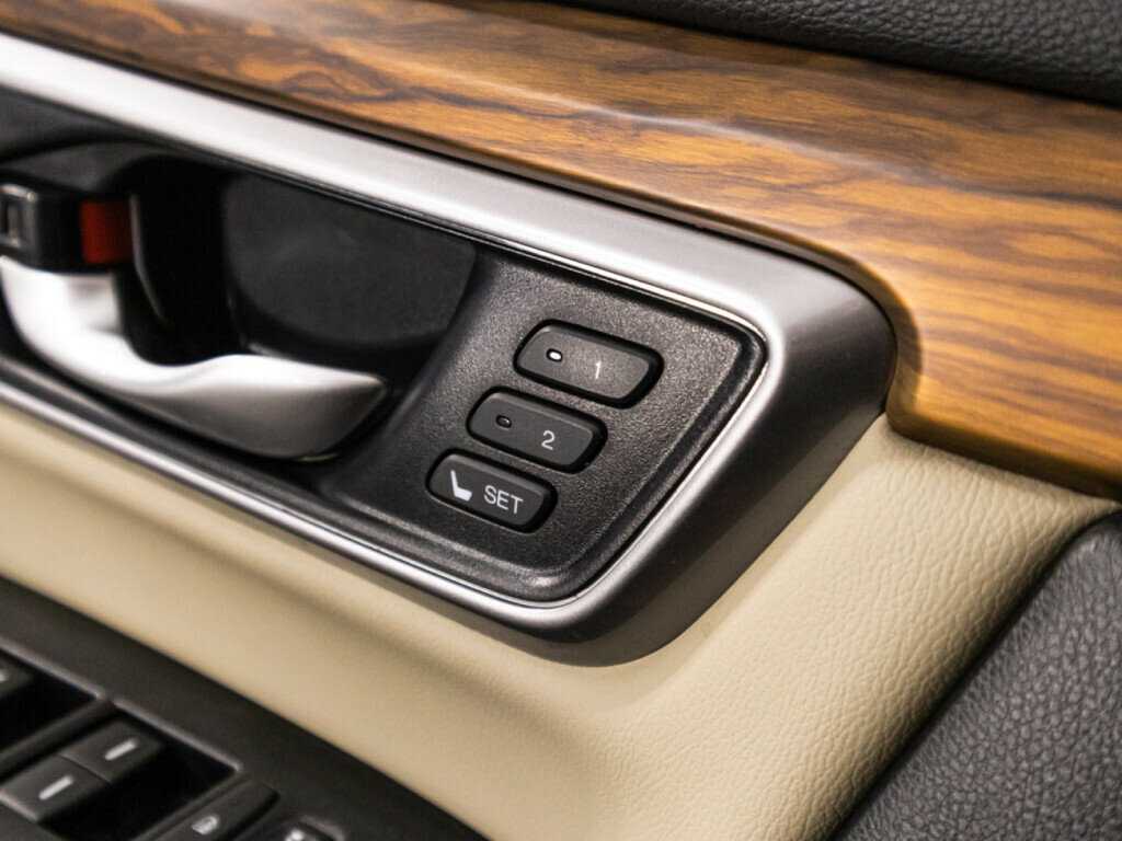 Купить Honda CR-V с пробегом. Фото: #17