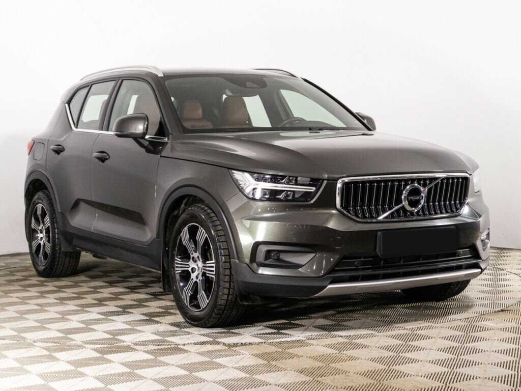 Купить Volvo XC40 с пробегом. Фото: #2