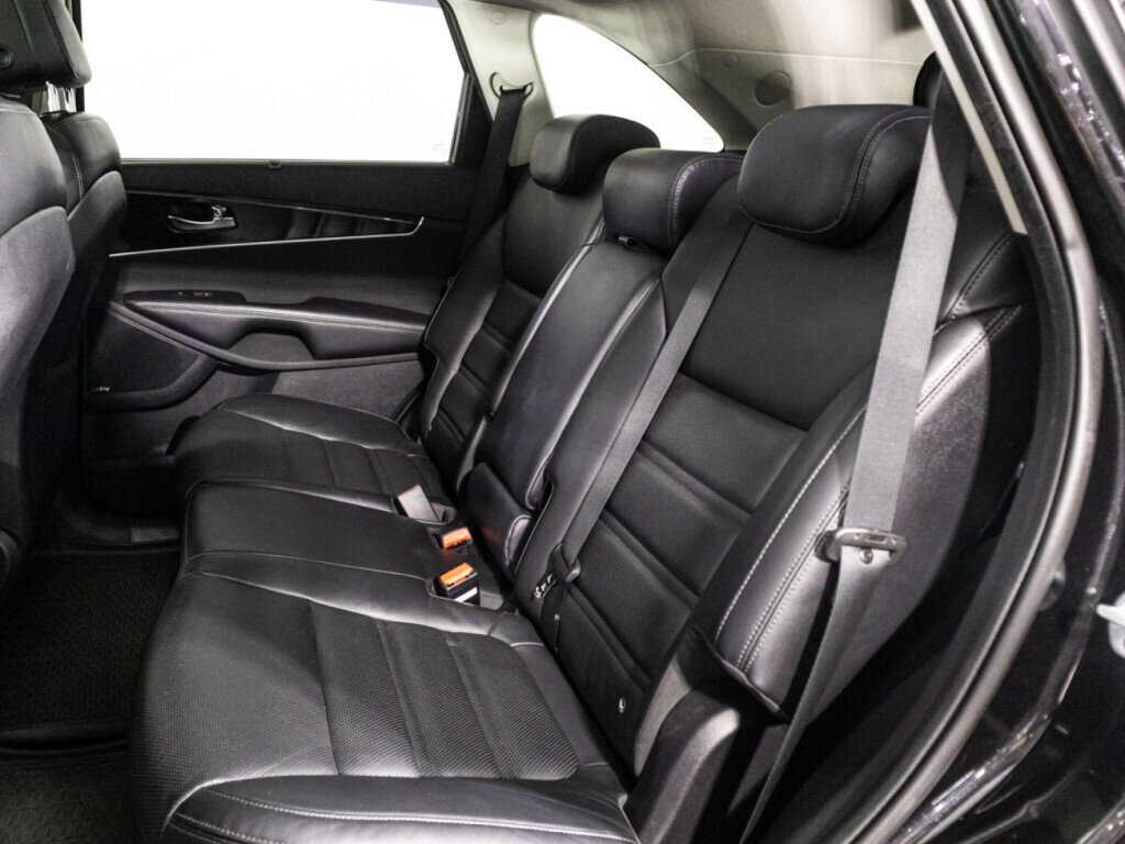 Купить Kia Sorento с пробегом. Фото: #9