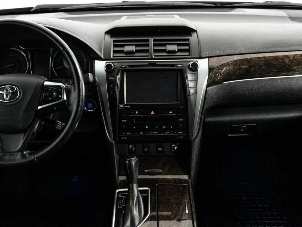 Купить Toyota Camry с пробегом. Фото: #13