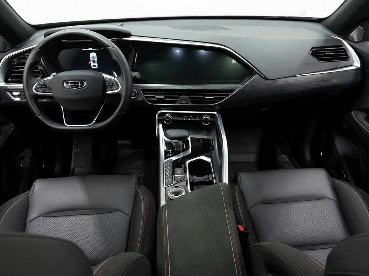 Купить Geely Tugella с пробегом. Фото: #14