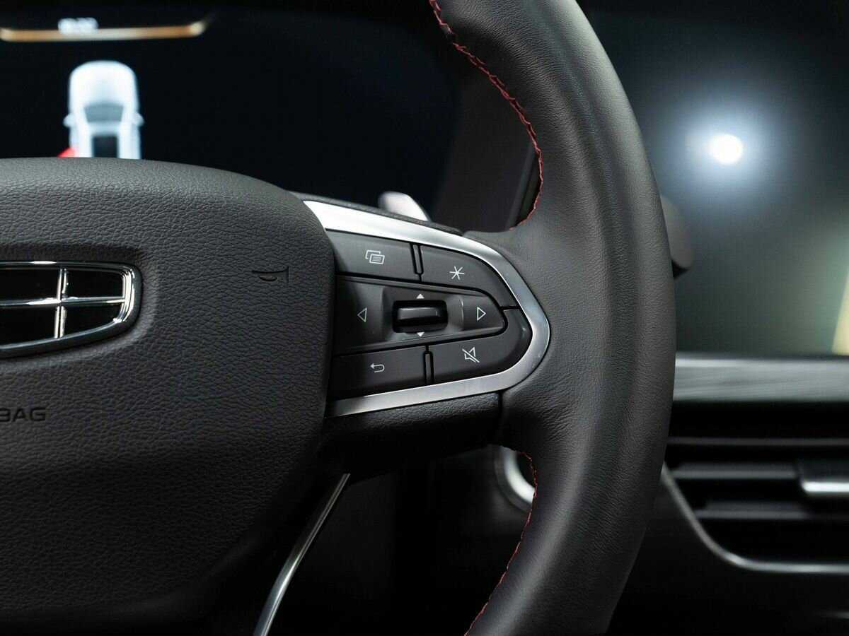 Купить Geely Tugella с пробегом. Фото: #17