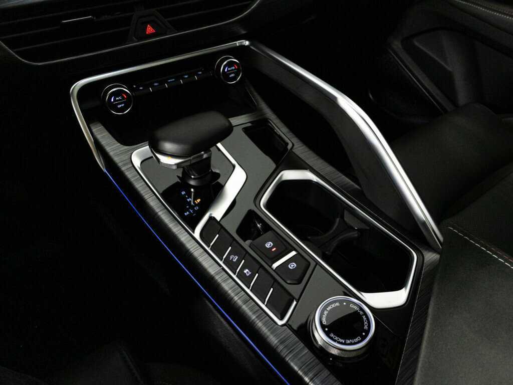 Купить Geely Tugella с пробегом. Фото: #17