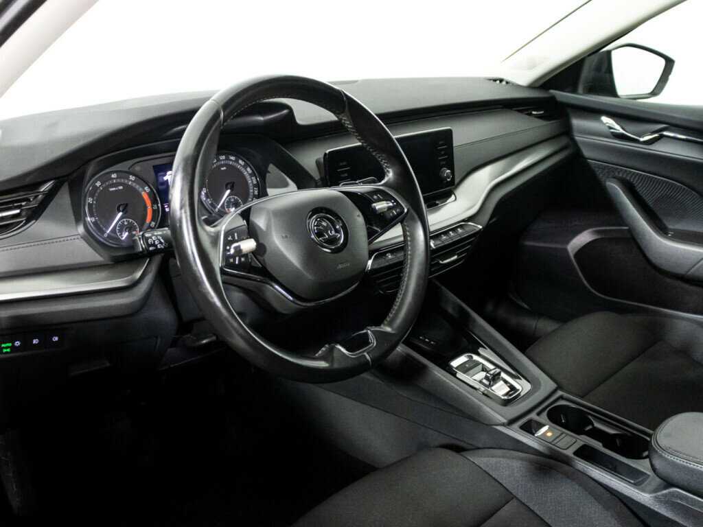 Купить Skoda Octavia с пробегом. Фото: #10