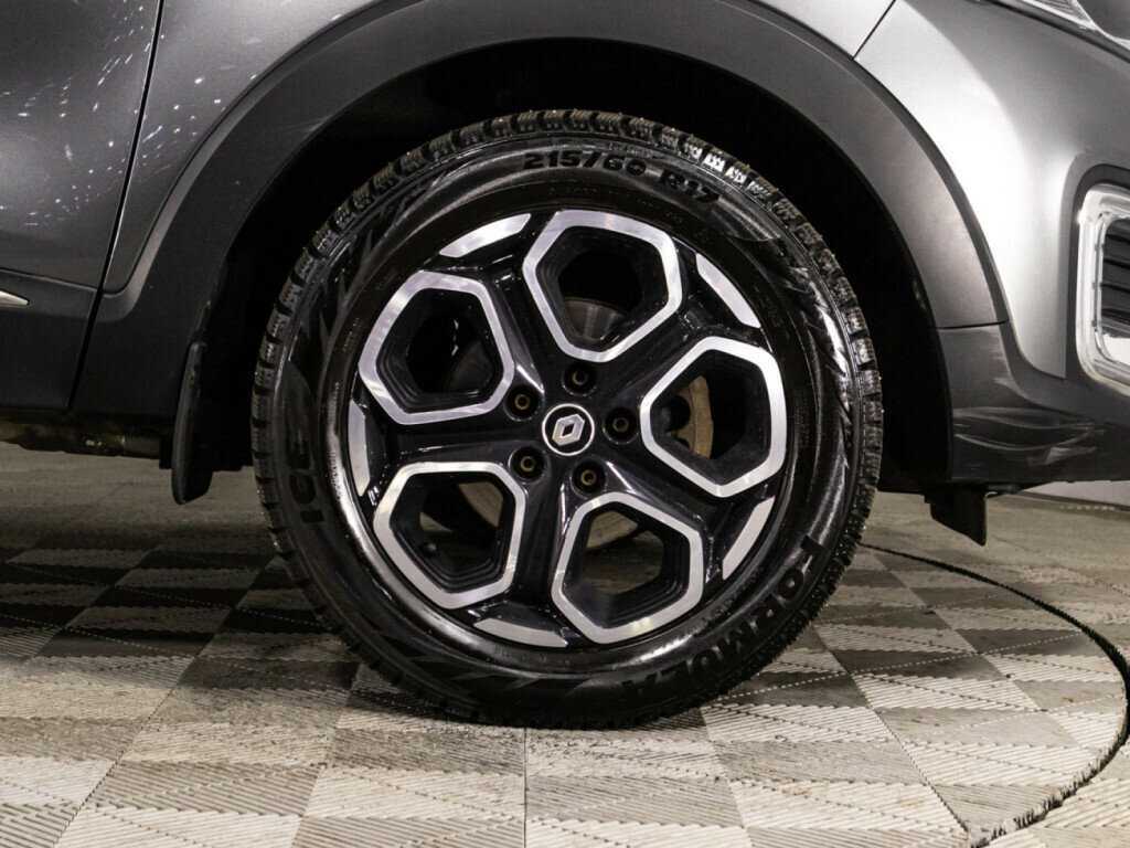 Купить Renault Kaptur с пробегом. Фото: #18