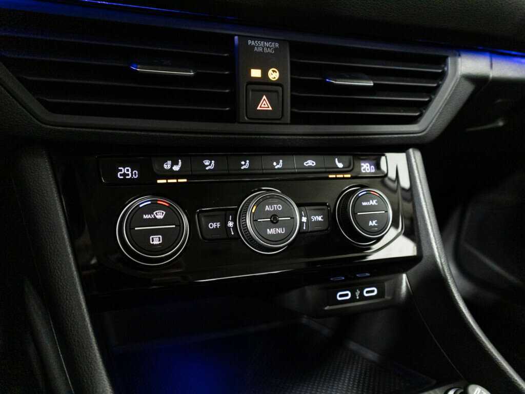 Купить Volkswagen Jetta с пробегом. Фото: #16