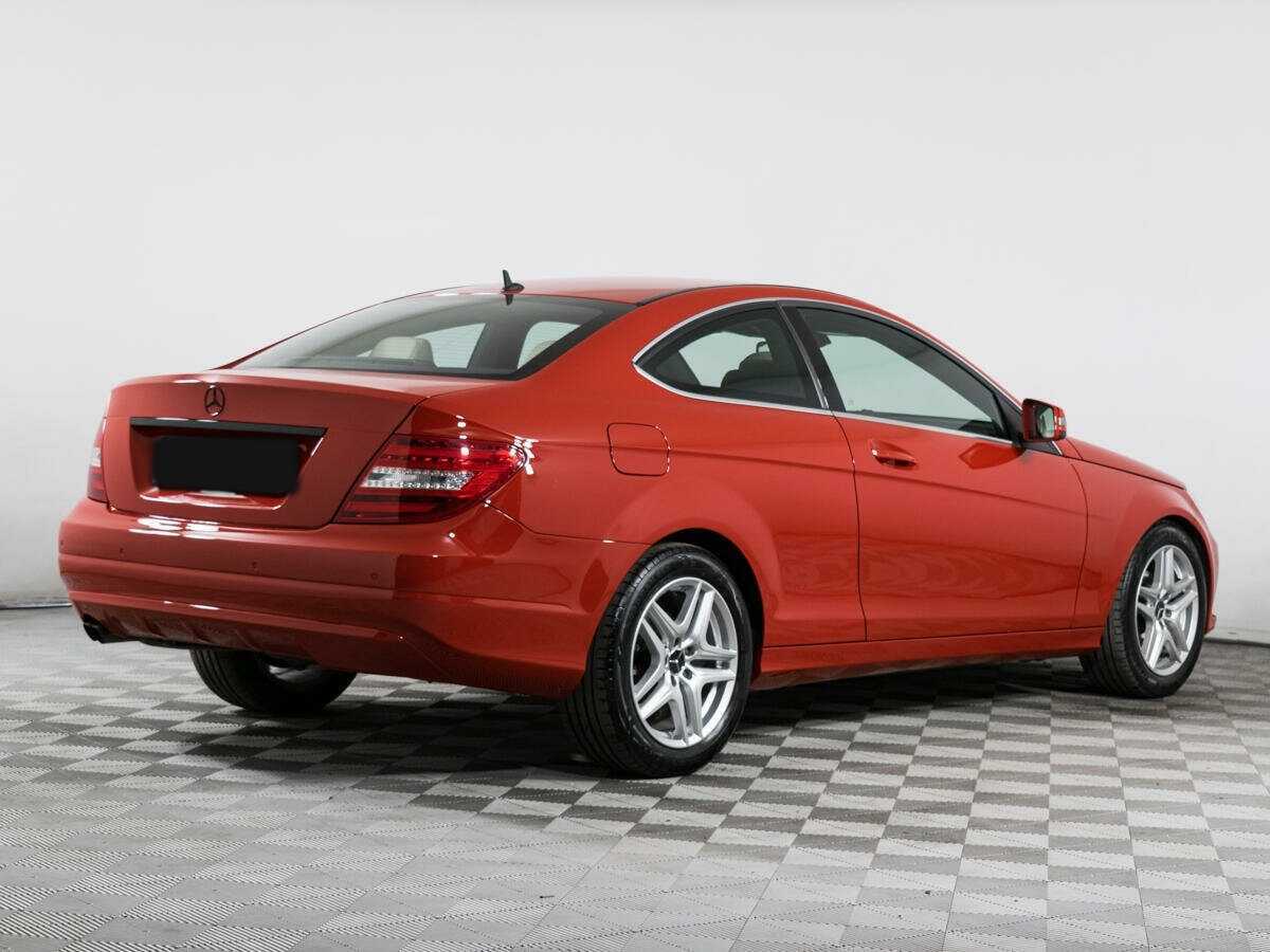 Купить Mercedes-Benz C-Класс с пробегом. Фото: #3