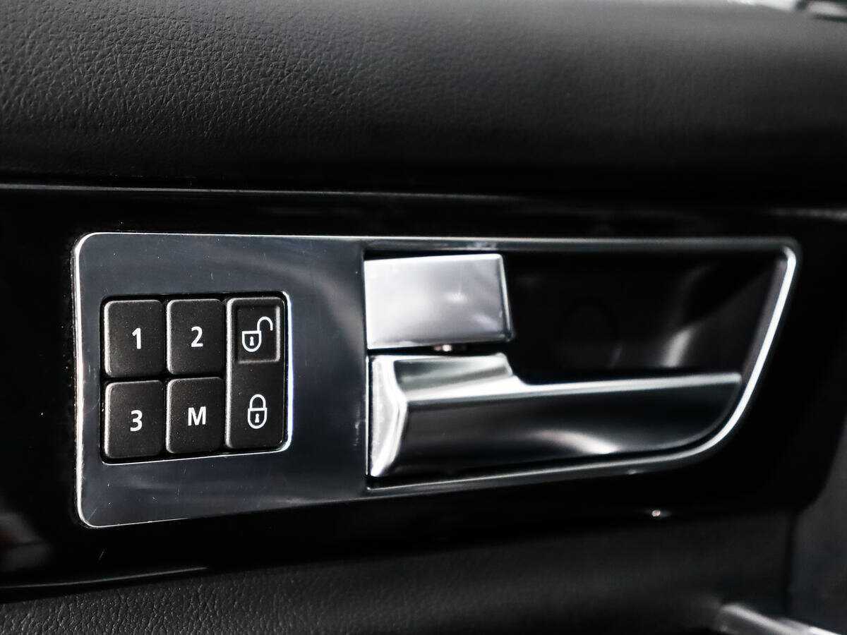 Купить Land Rover Discovery с пробегом. Фото: #9
