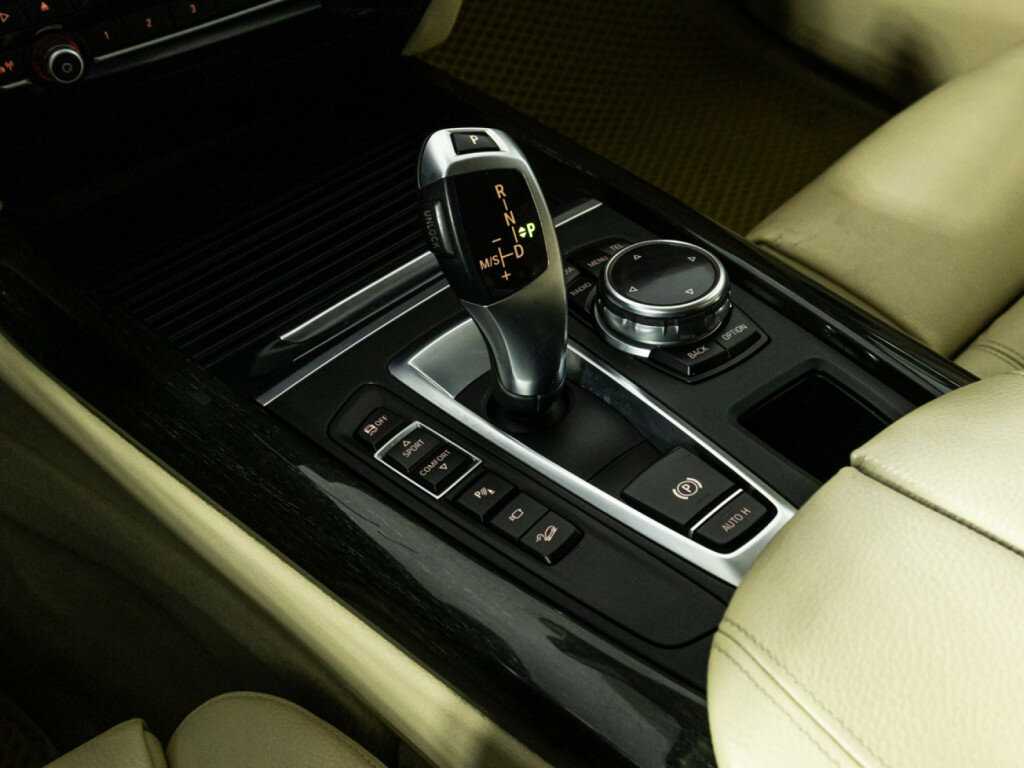 Купить BMW X5 с пробегом. Фото: #16