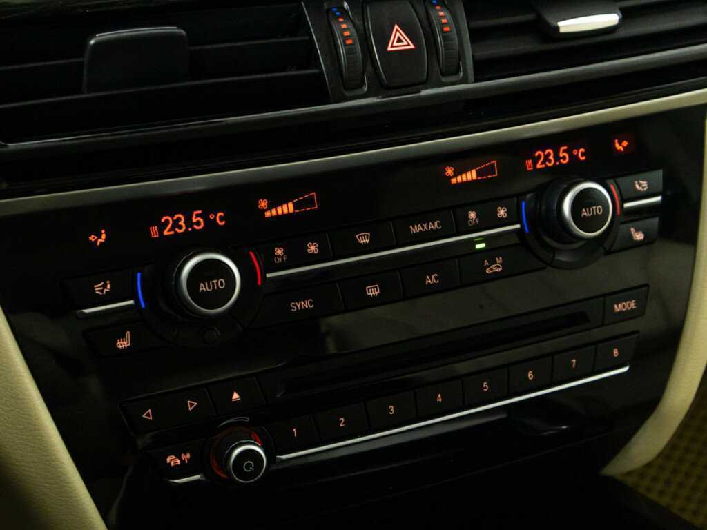 Купить BMW X5 с пробегом. Фото: #17