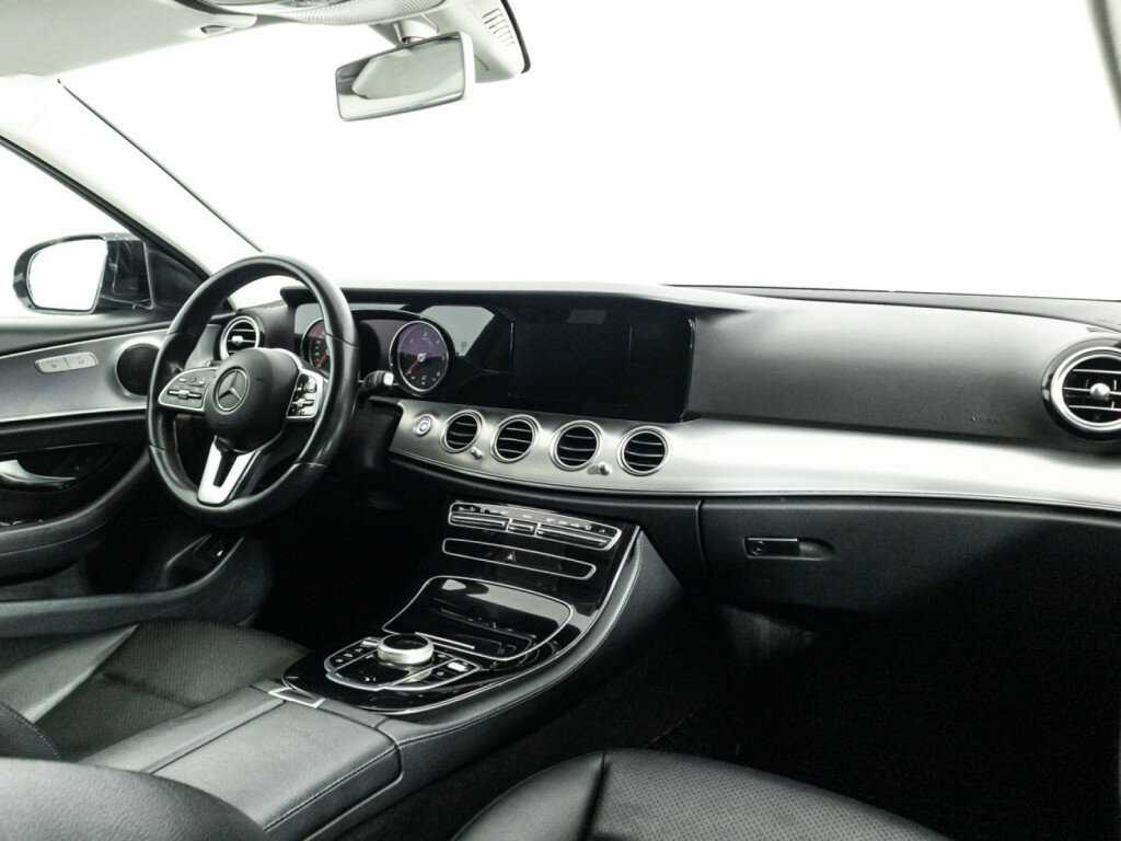 Купить Mercedes-Benz E-Класс с пробегом. Фото: #8