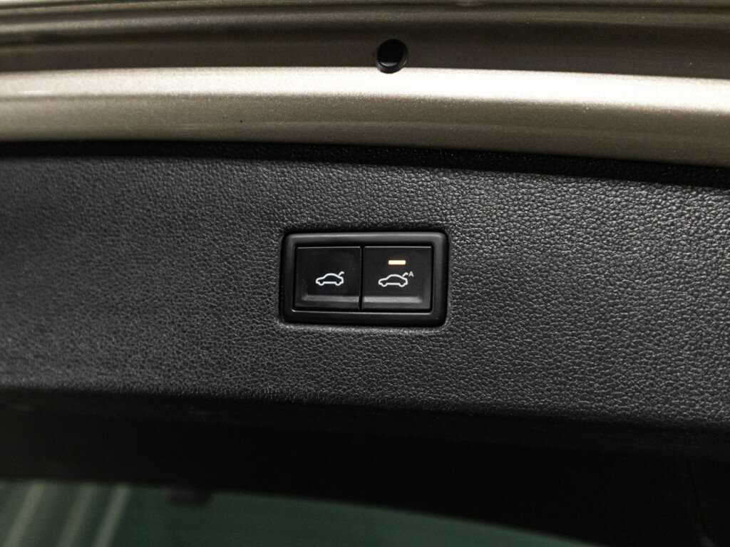 Купить Volkswagen Tiguan с пробегом. Фото: #15