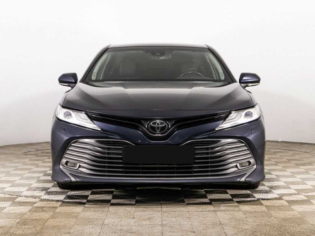 Купить Toyota Camry с пробегом. Фото: #1