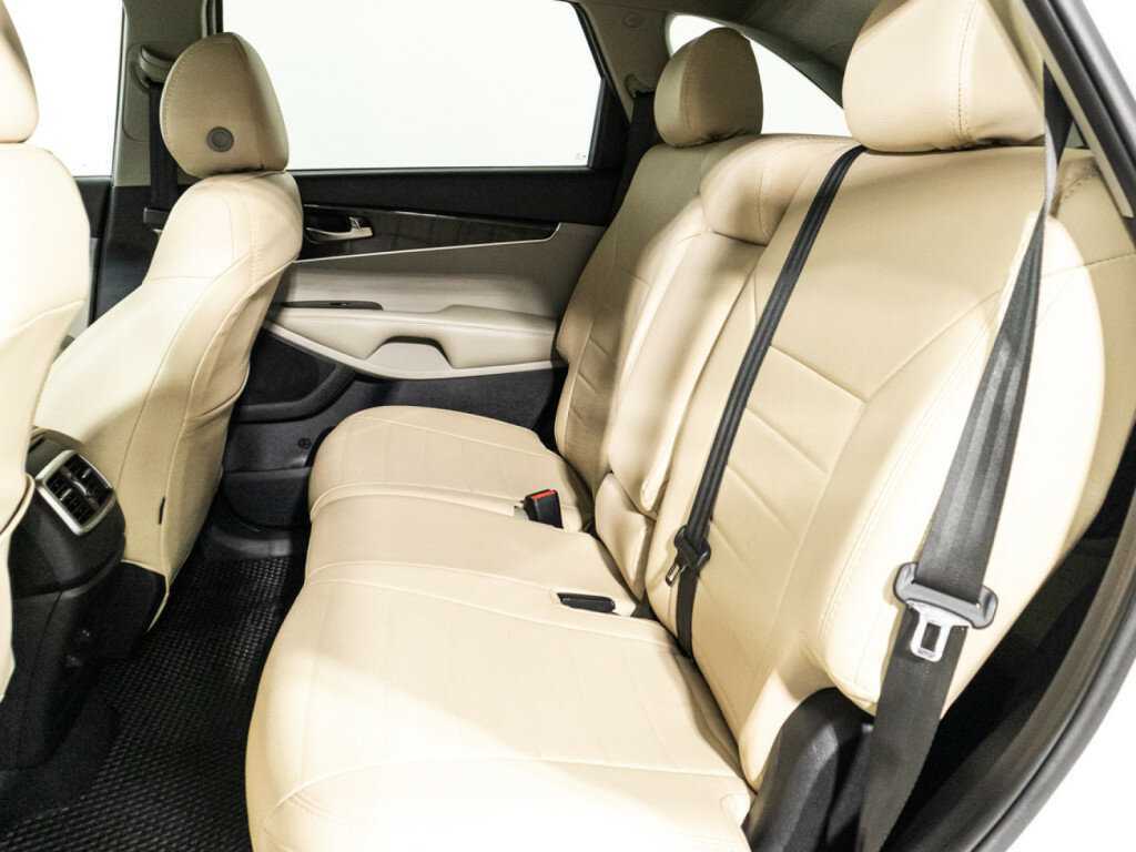 Купить Kia Sorento с пробегом. Фото: #9