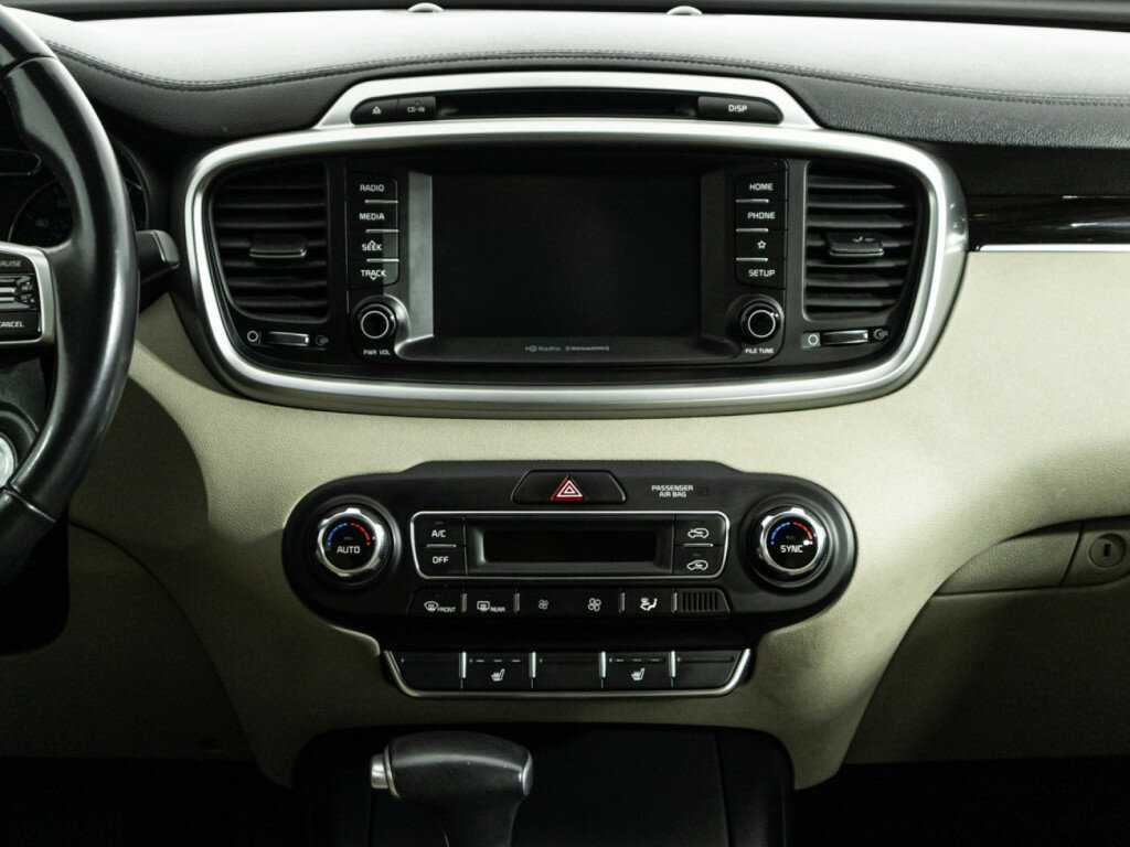 Купить Kia Sorento с пробегом. Фото: #13