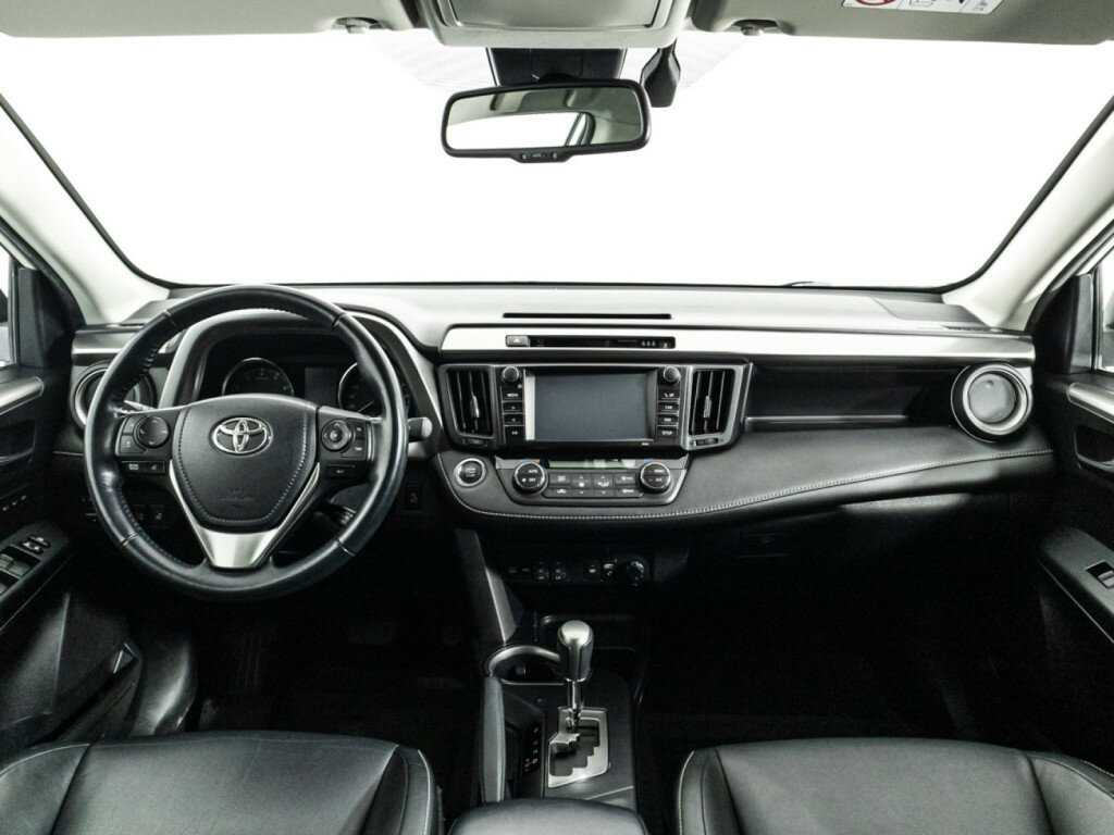 Купить Toyota RAV4 с пробегом. Фото: #12