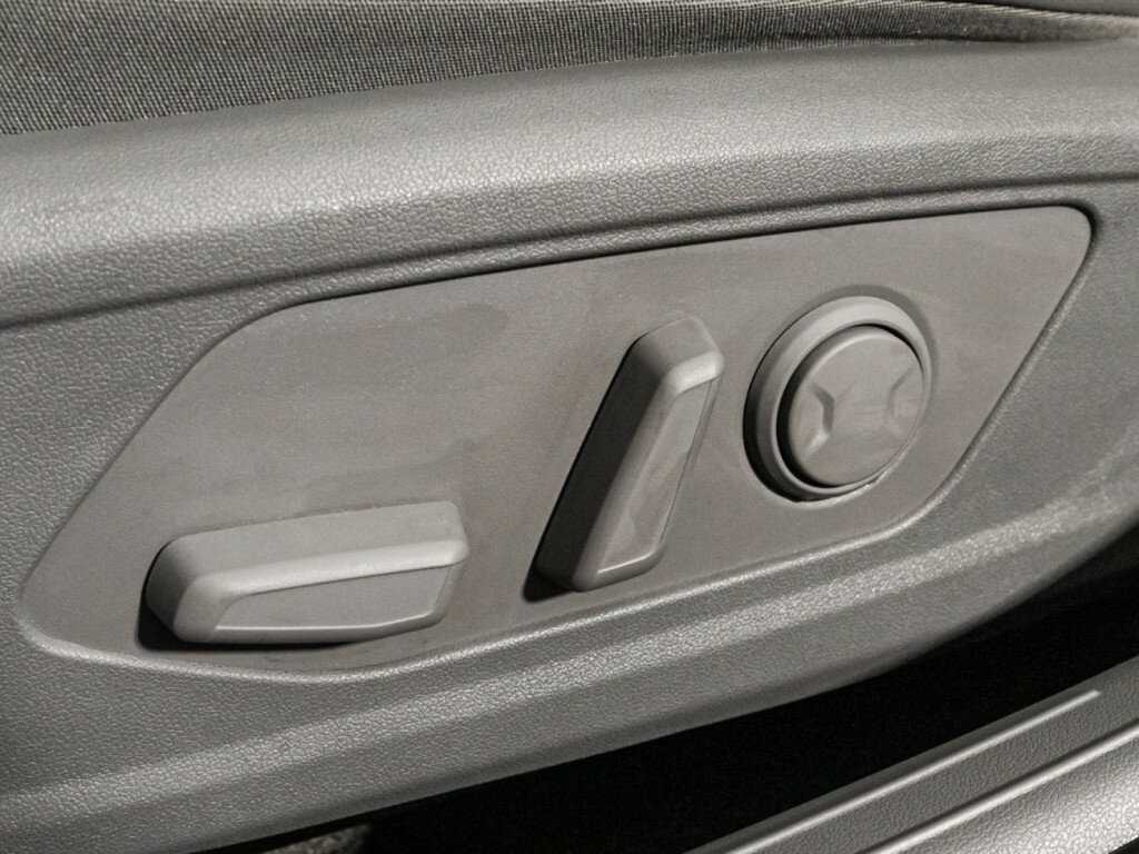 Купить Hyundai Elantra с пробегом. Фото: #15