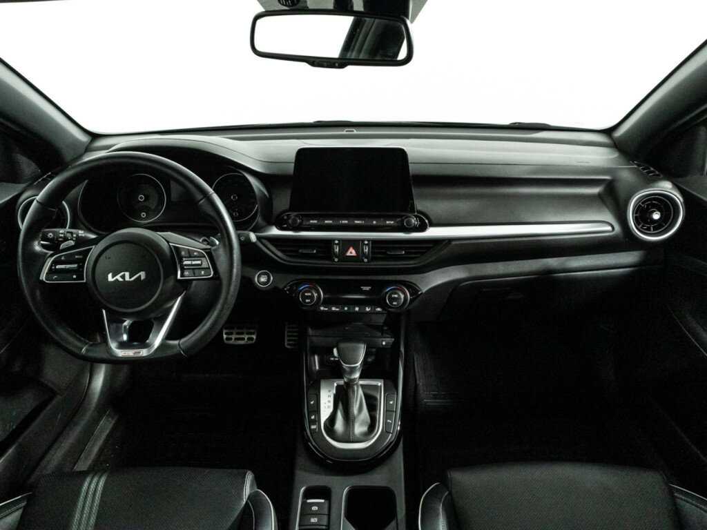 Купить Kia Cerato с пробегом. Фото: #13