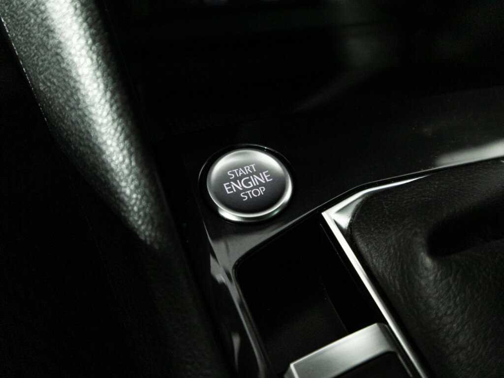 Купить Volkswagen Tiguan с пробегом. Фото: #19