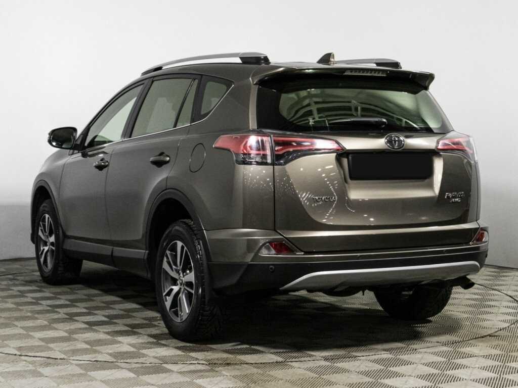Купить Toyota RAV4 с пробегом. Фото: #6