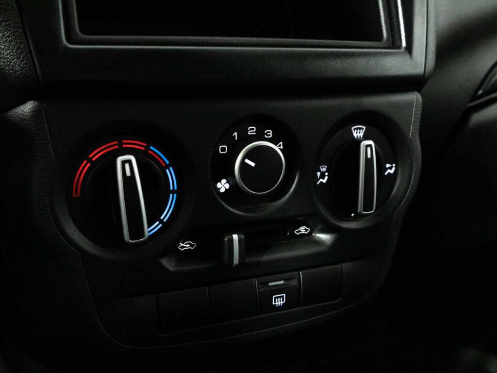 Купить Lada (ВАЗ) Granta с пробегом. Фото: #14