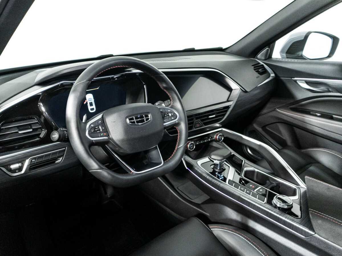 Купить Geely Tugella с пробегом. Фото: #10