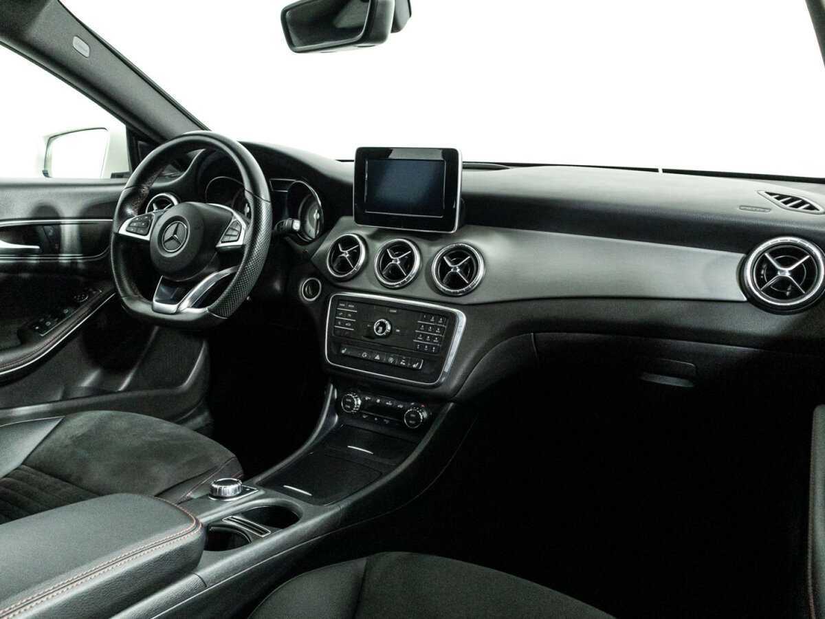 Купить Mercedes-Benz CLA с пробегом. Фото: #8