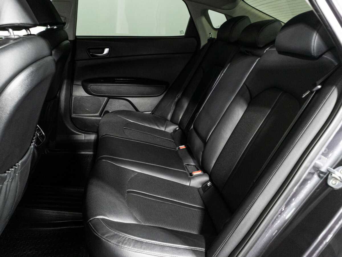 Купить Kia Optima с пробегом. Фото: #9