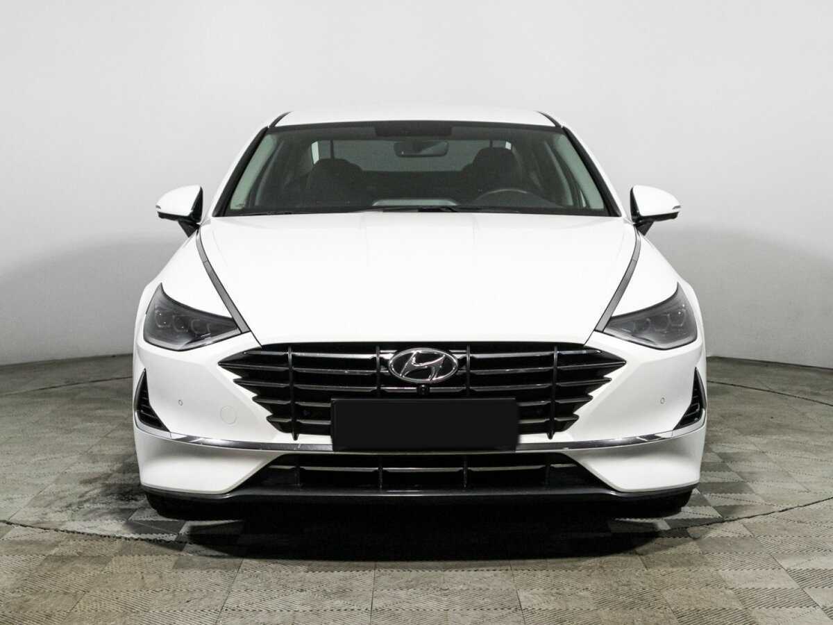 Купить Hyundai Sonata с пробегом. Фото: #1