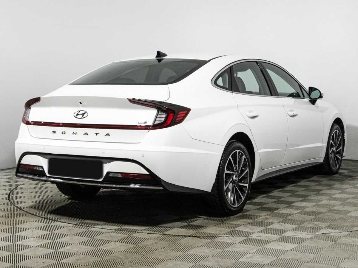Купить Hyundai Sonata с пробегом. Фото: #4