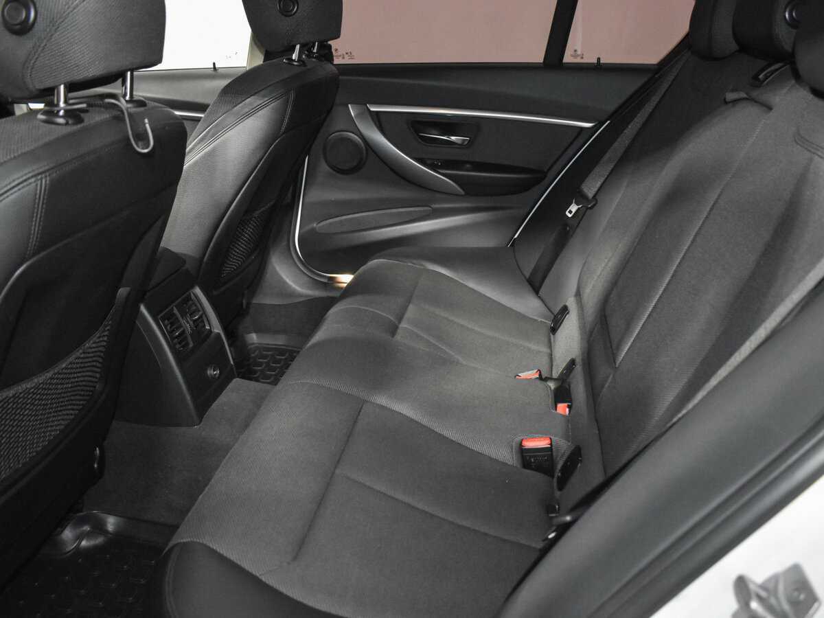 Купить BMW 3 серии с пробегом. Фото: #13