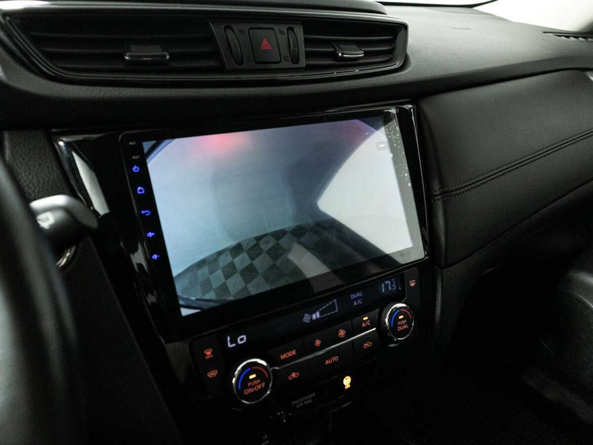 Купить Nissan X-Trail с пробегом. Фото: #17