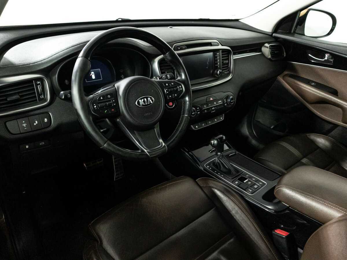 Купить Kia Sorento с пробегом. Фото: #8