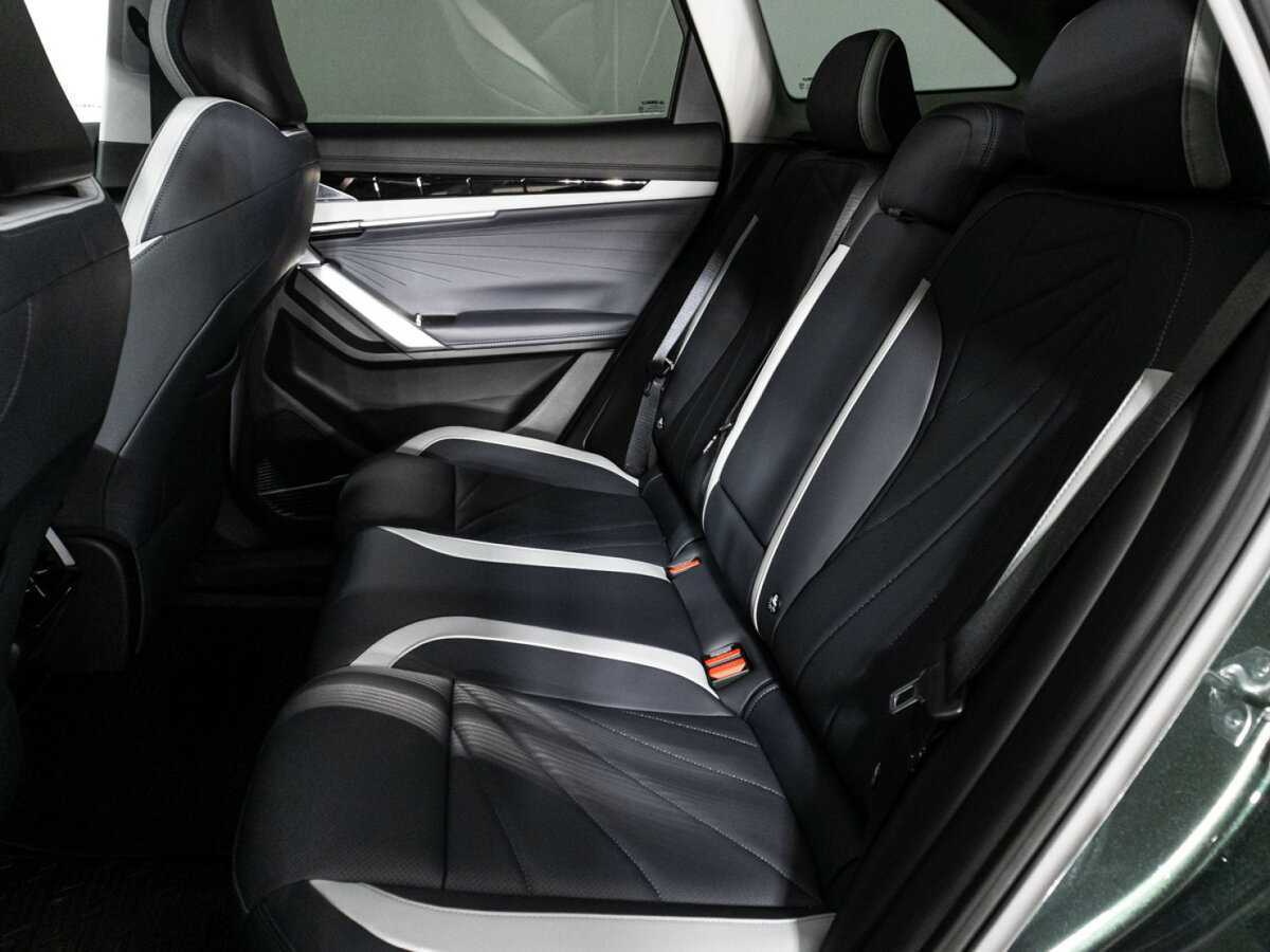 Купить Geely Atlas с пробегом. Фото: #9