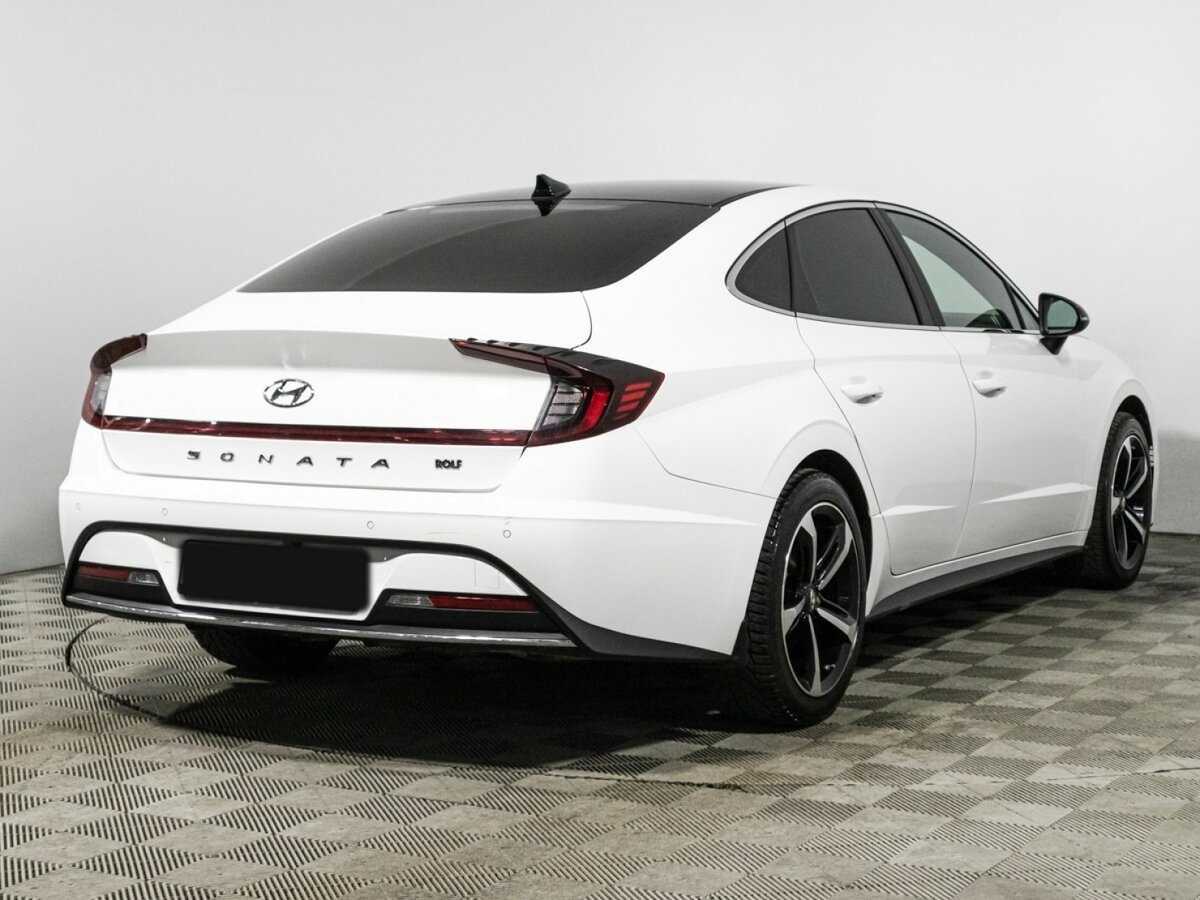 Купить Hyundai Sonata с пробегом. Фото: #4