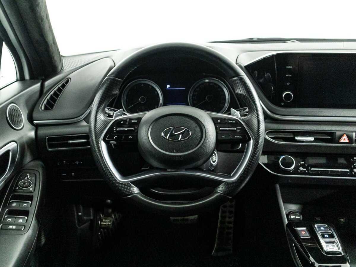 Купить Hyundai Sonata с пробегом. Фото: #18